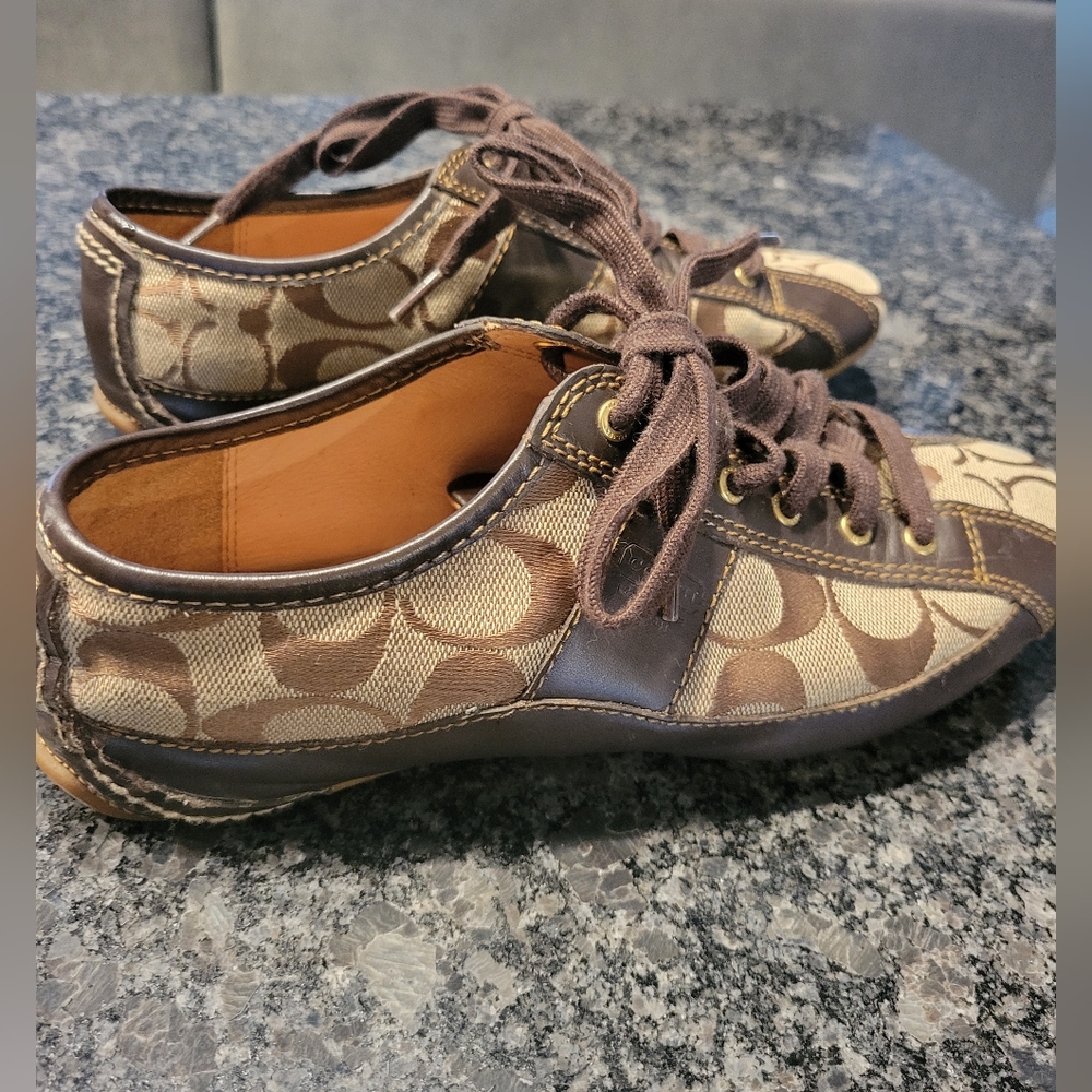 Coach shoes - Picture 2 of 8